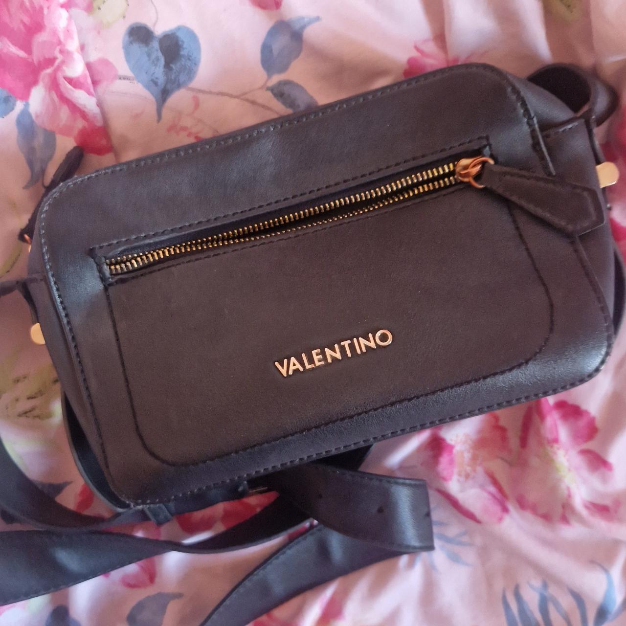 item listed by blissbuyx