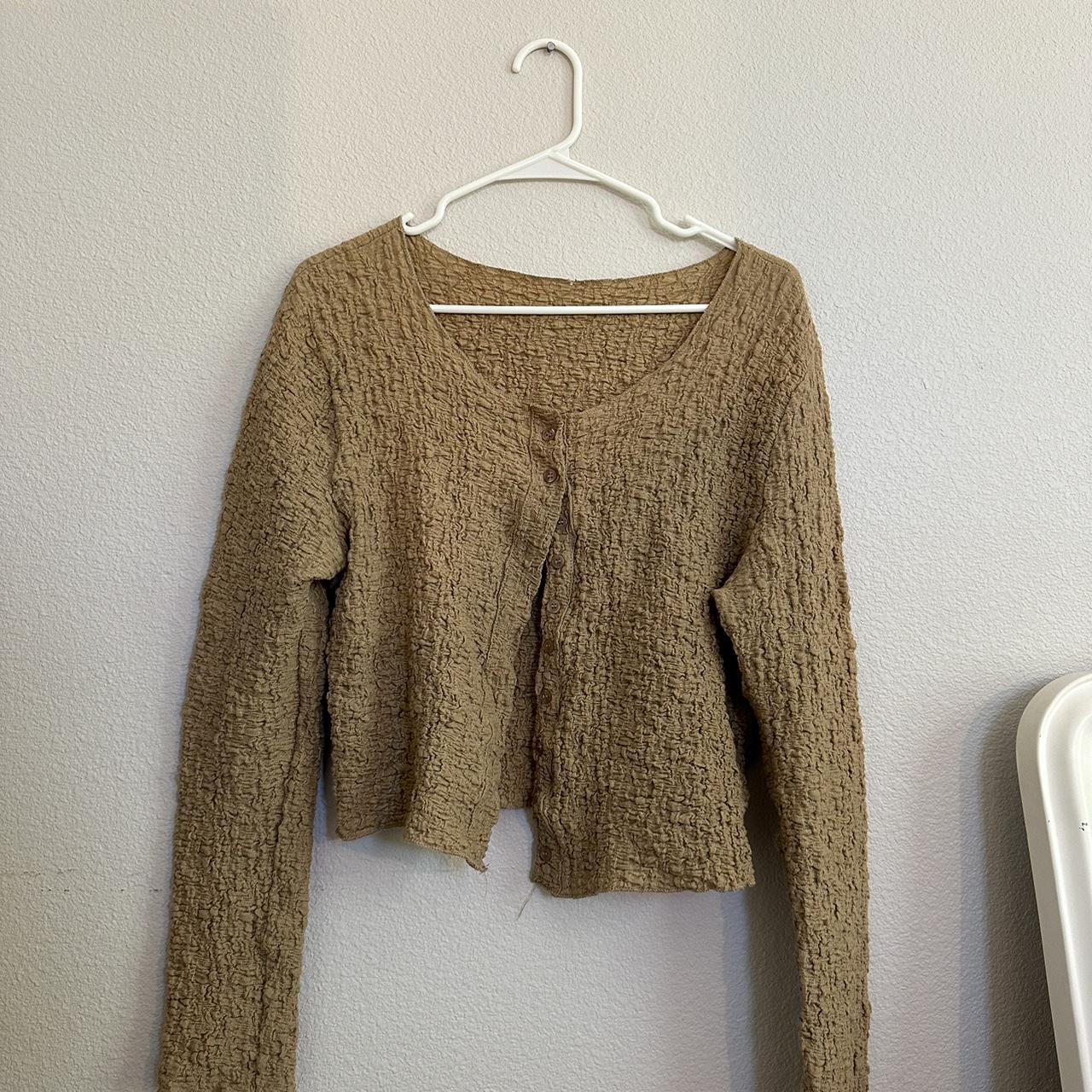 ⛄️ brown cardigan fit like size m - Depop