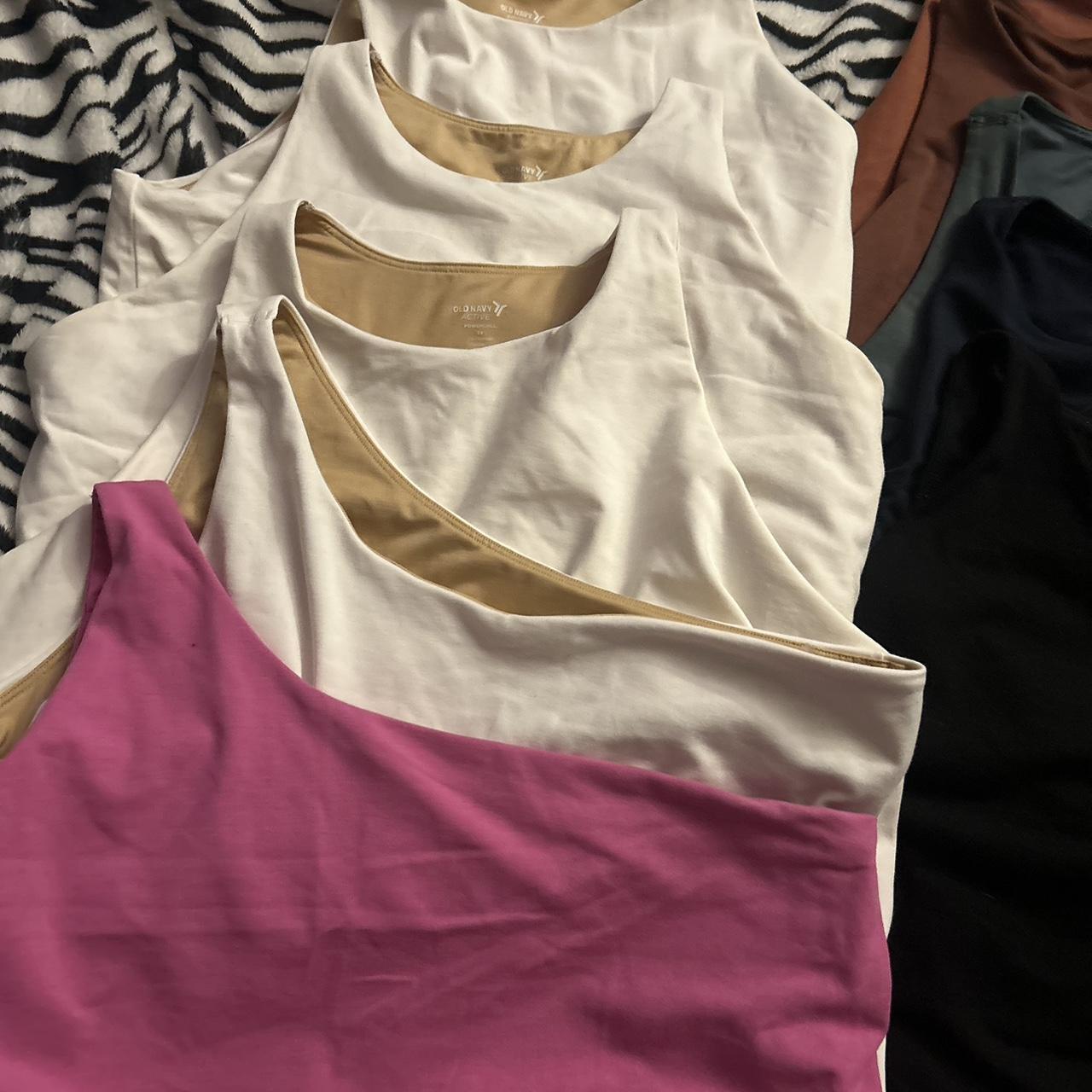 14 Piece Sports Bra Bundle Set 12 Crewneck, 2 Off... Depop