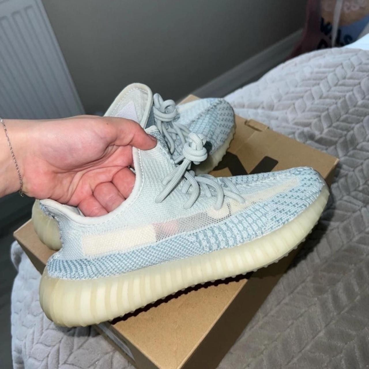 Adidas yeezy boost 350 v2 cloud white vintage hotsell