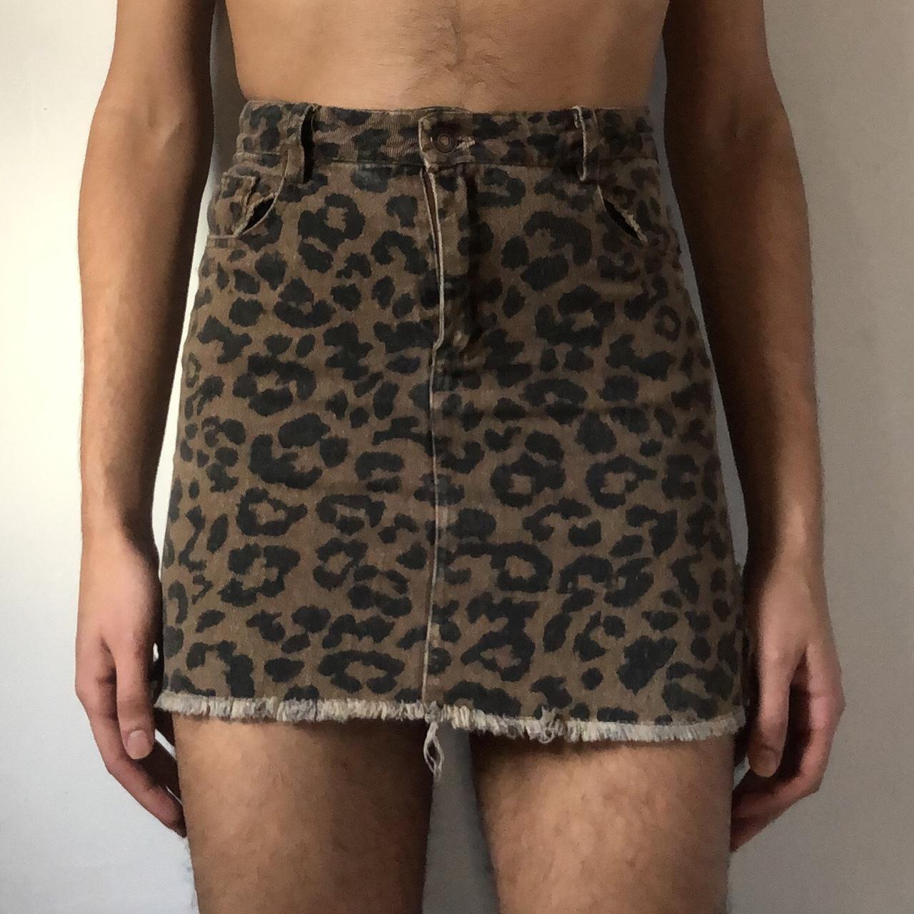 high waisted leopard print mini skirt IVIVI Depop