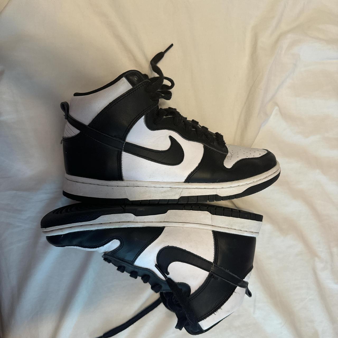 Nike Panda hotsell size 8.5 US