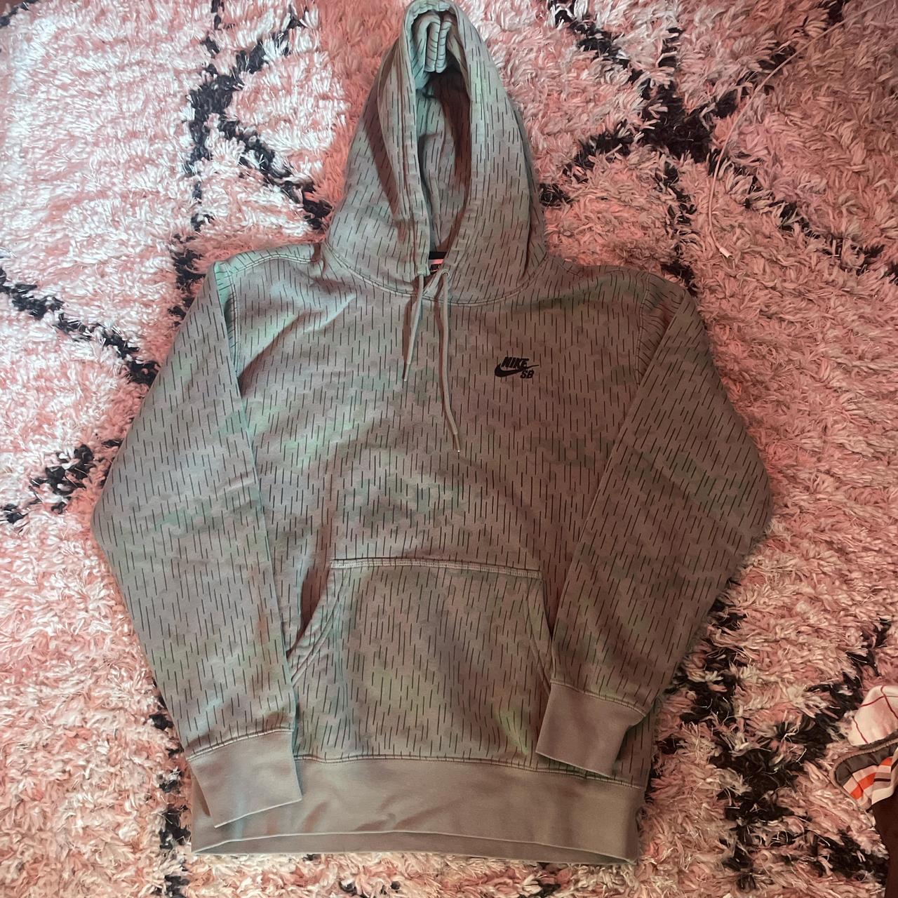 nike sb hoodie camo
