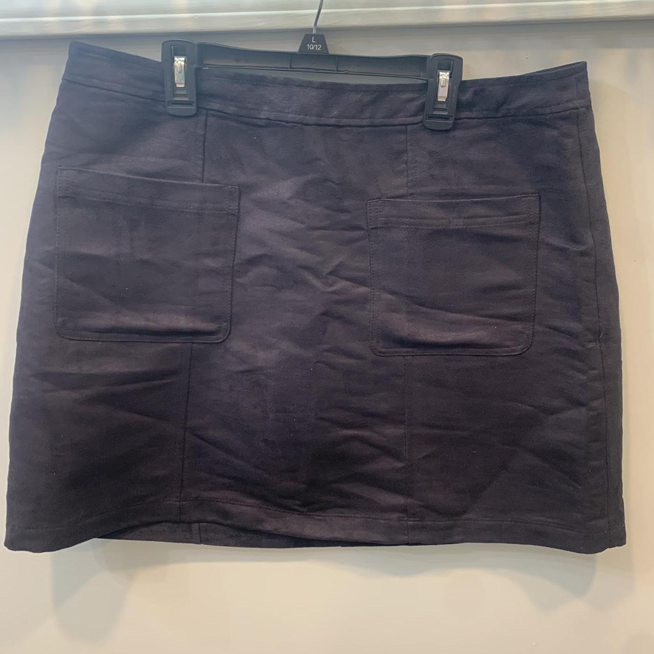 Old Navy Black Suede Zipper Back Mini Skirt Size