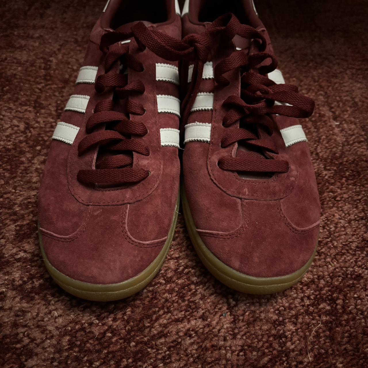 adidas burgundy samoa island size 10