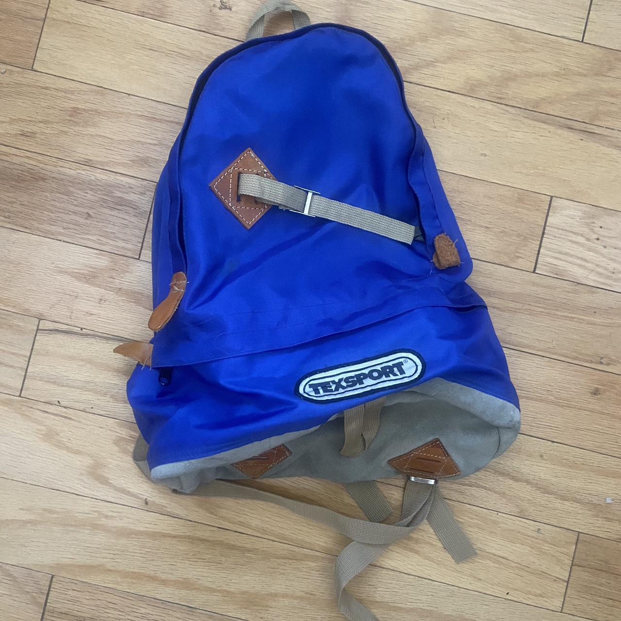item listed by 9cr4xxscpn