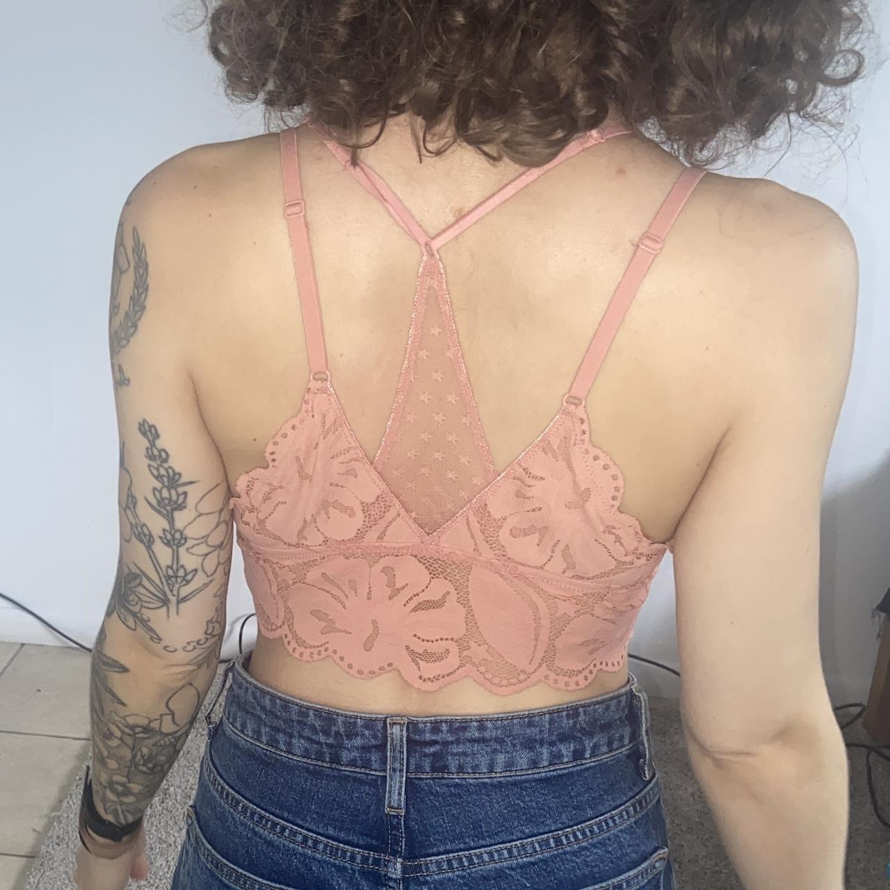 Sweet lace and mesh bralette I just never wear ♥️