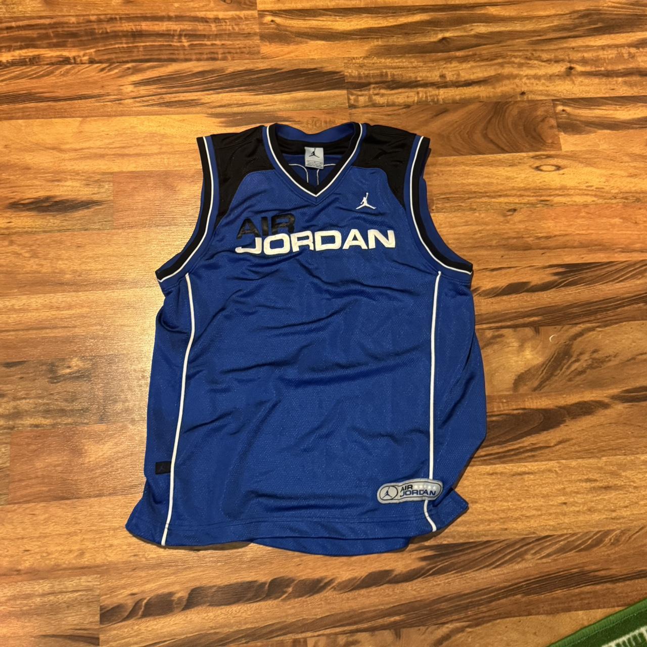 item listed by cj_hunts_vintage