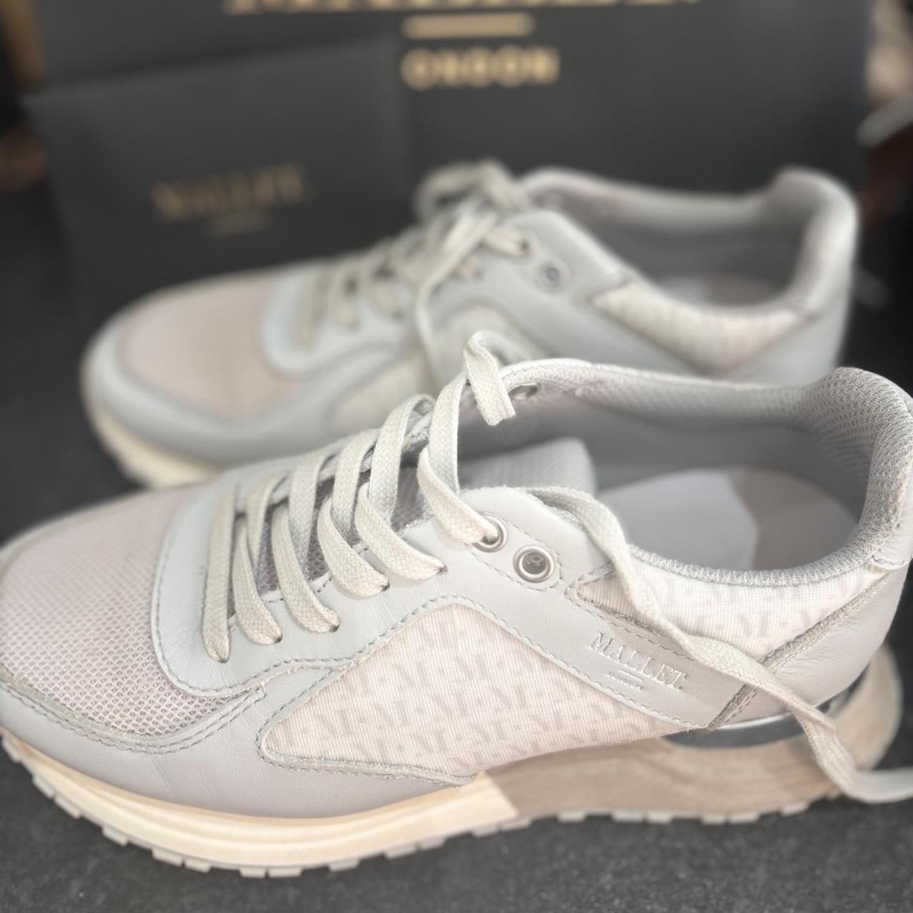 Women’s Tommy Mallet white and pale