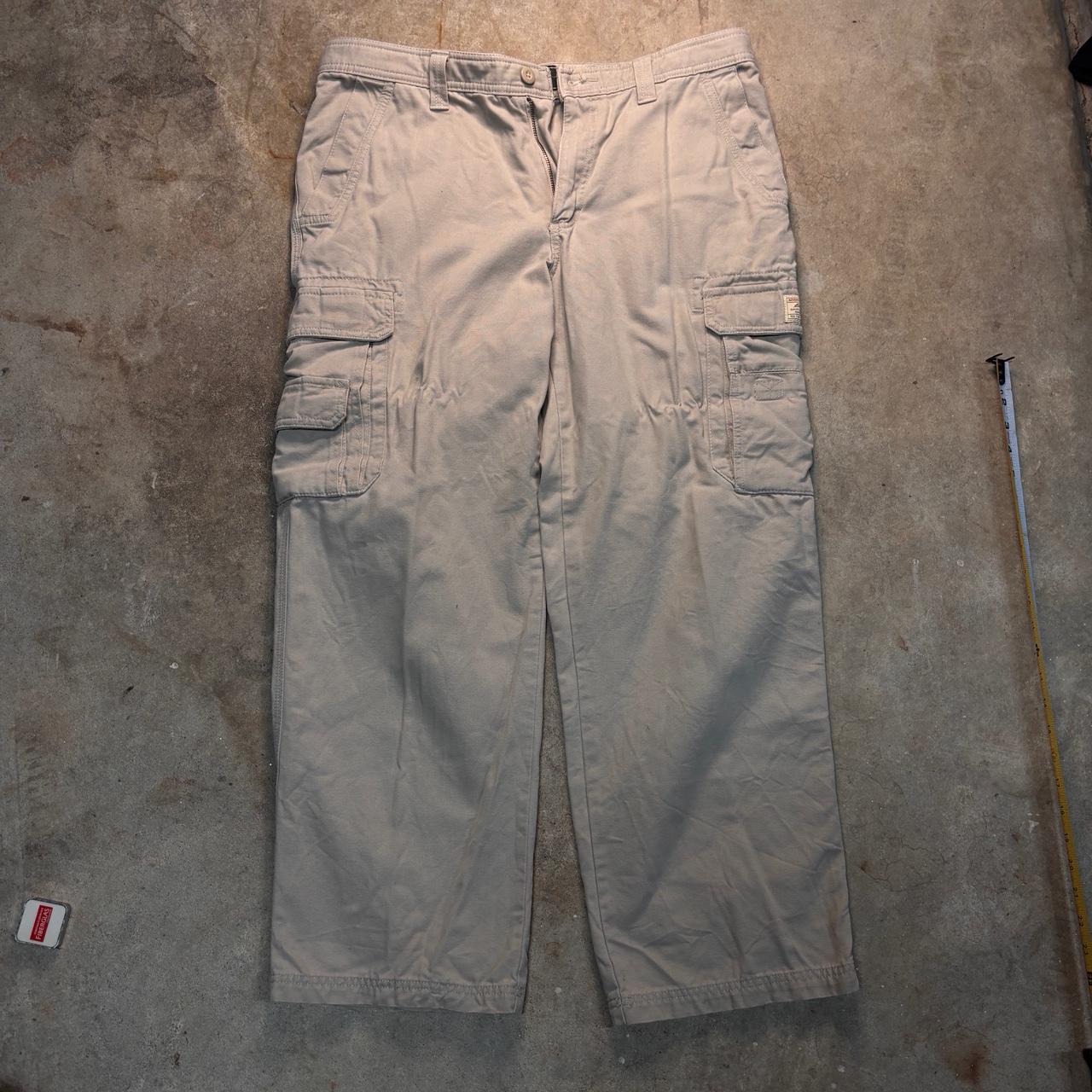 item listed by c_findz