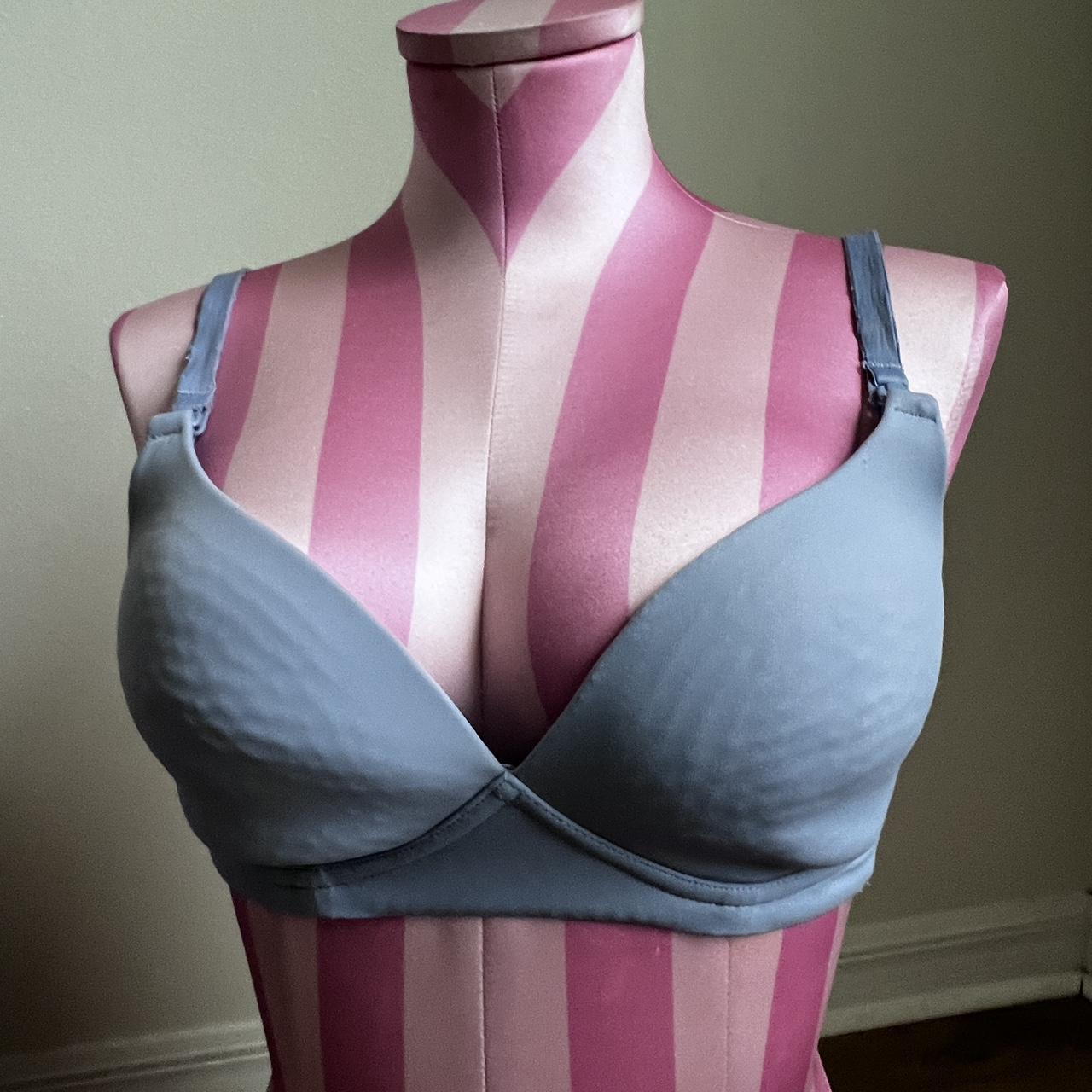 item listed by chillvibezresale