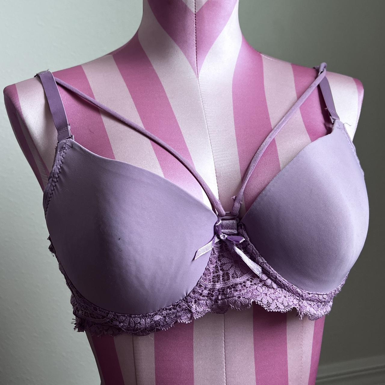 item listed by chillvibezresale