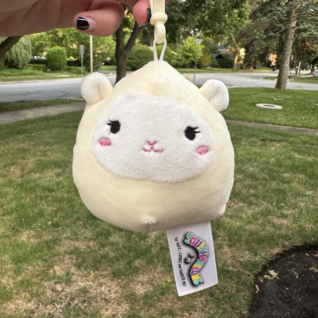 Ophelia clip 3.5 in squishmallows this is a top very rare Canadian exclusive