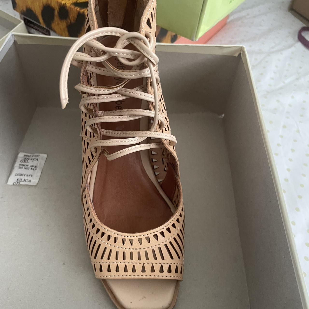 item listed by melissanti107