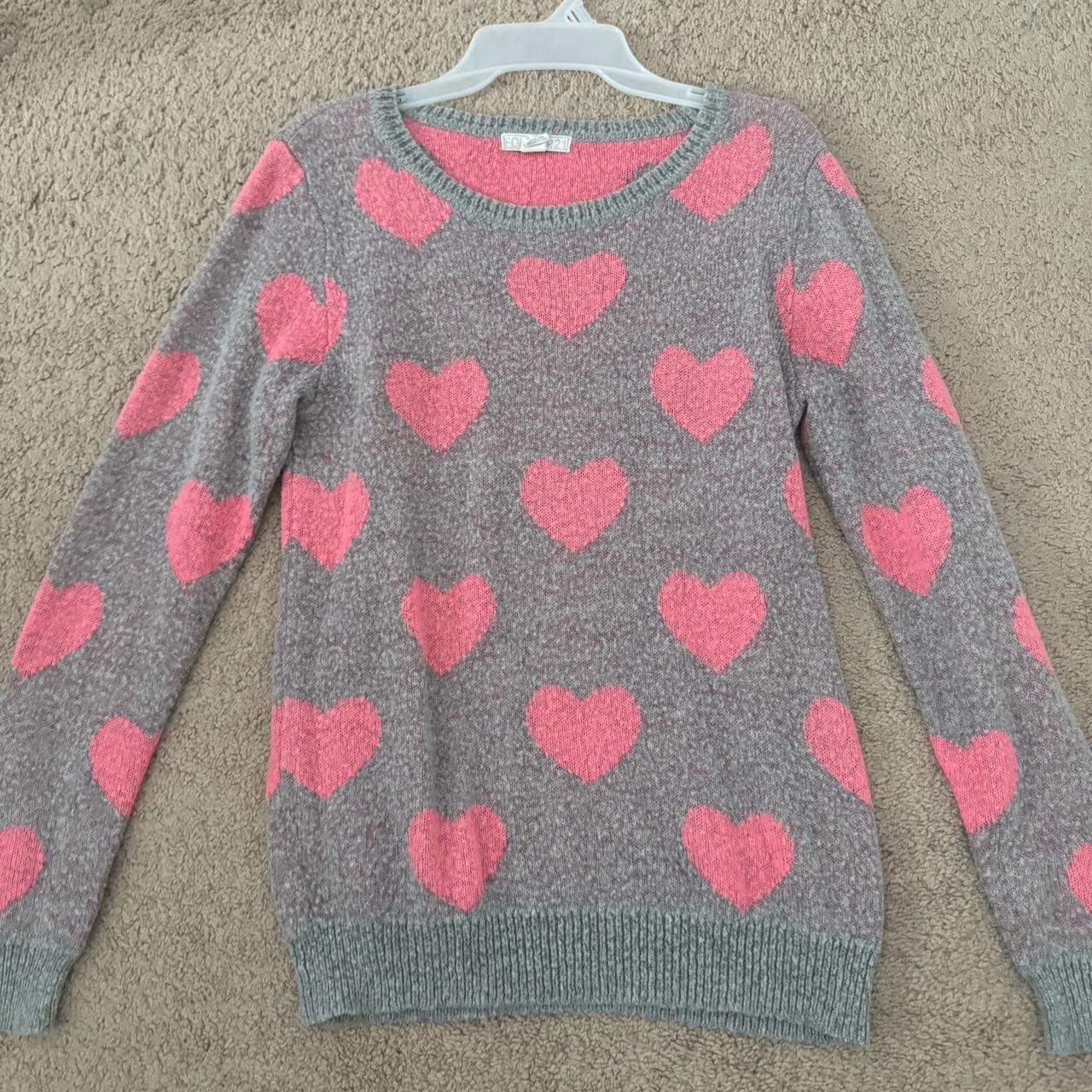 Heart sweater forever 21 best sale