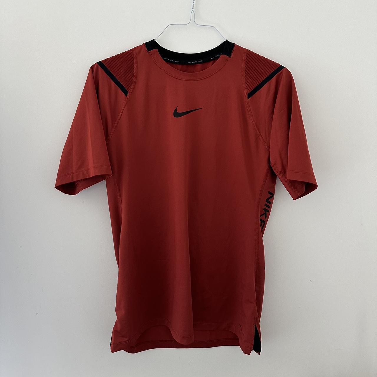 Nike aeroadapt shirt hotsell