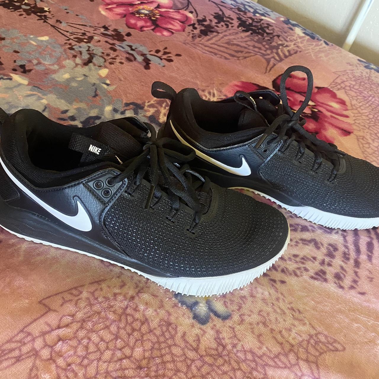 Nike volleyball shoes size 9 best sale