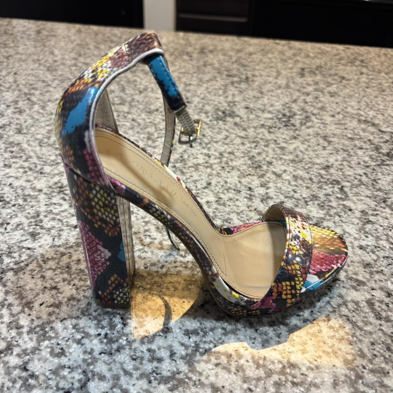 item listed by drsarahsells