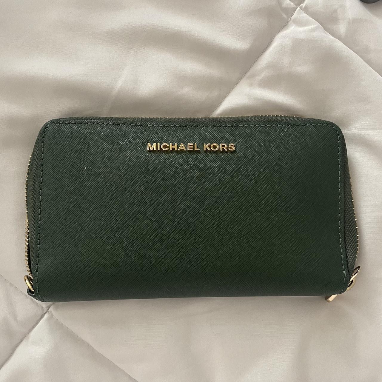 Michael kors wallet green hotsell