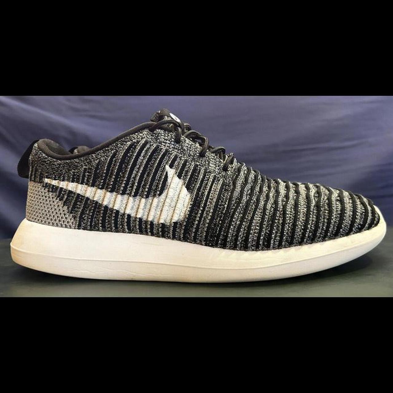 Nike roshe oreo black and white best sale