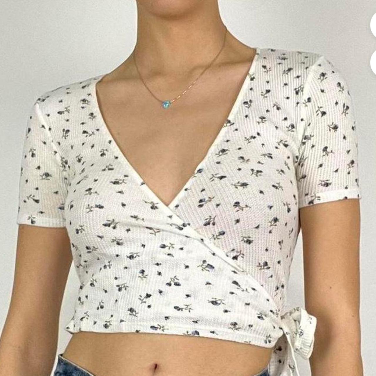 Brandy Melville Floral Crop Thermal Rae Wrap