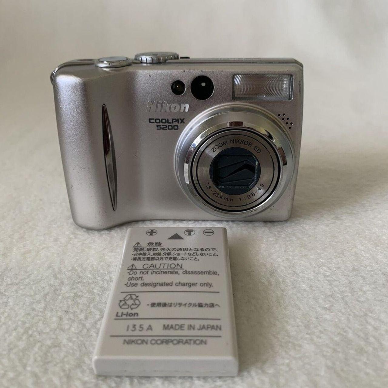 WORKING Nikon Coolpix 5200 camera 5.1MP with Battery... Depop