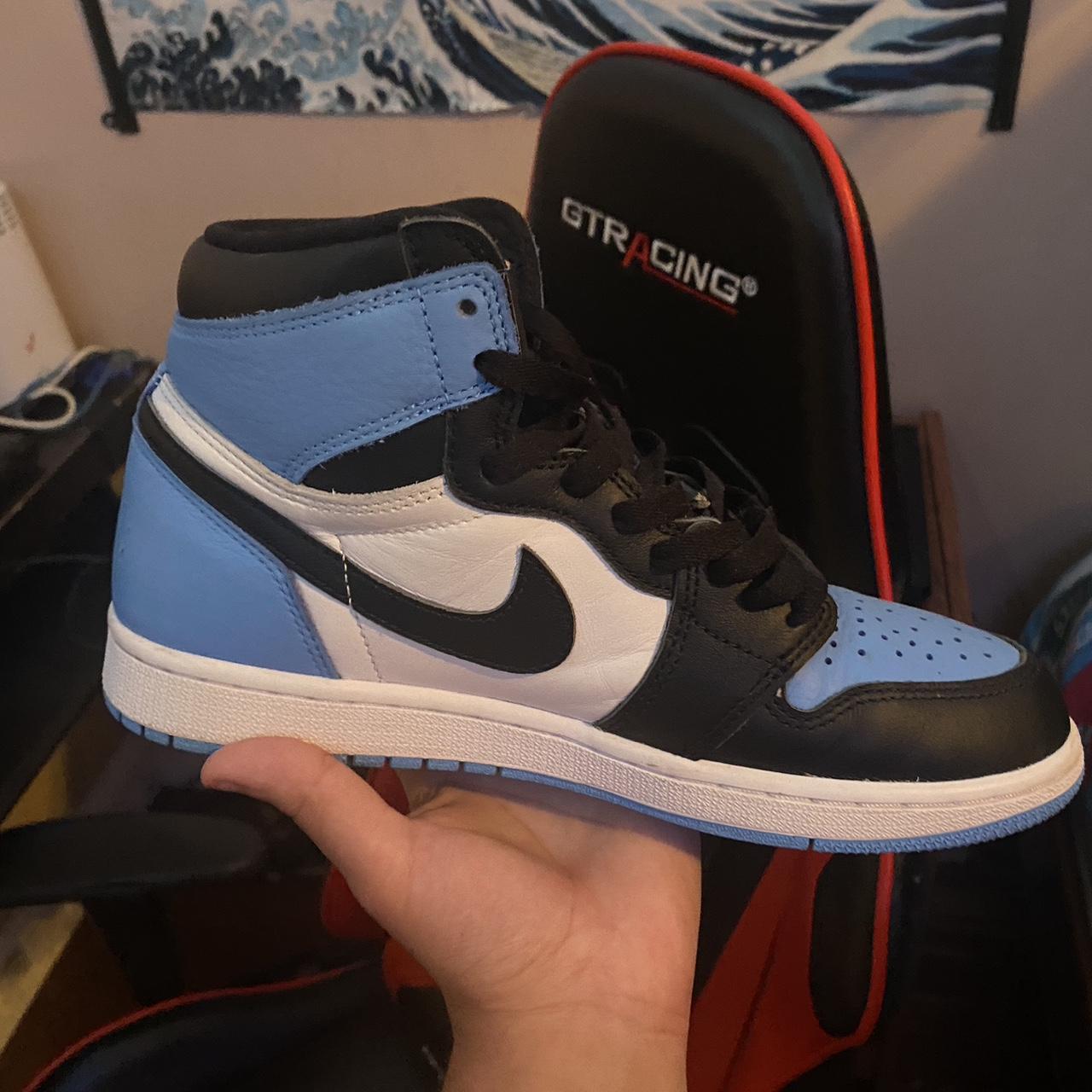 Nike Air Jordan Retro Jordan One University Blue Air Jordan Retro