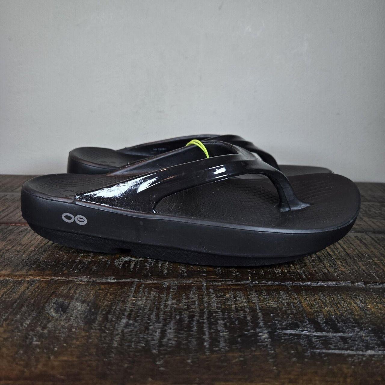 Oe flip flops on sale