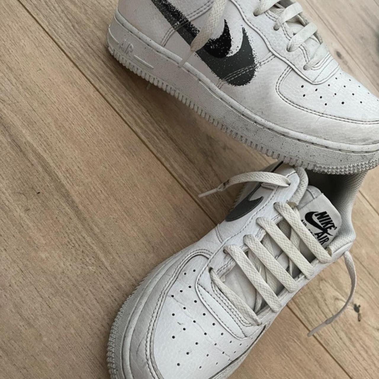 spray painting air force 1s