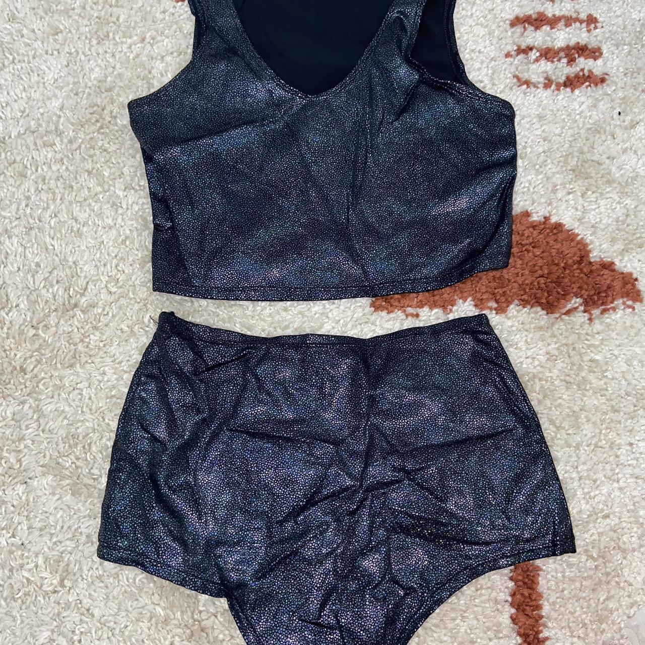 item listed by alliezzz