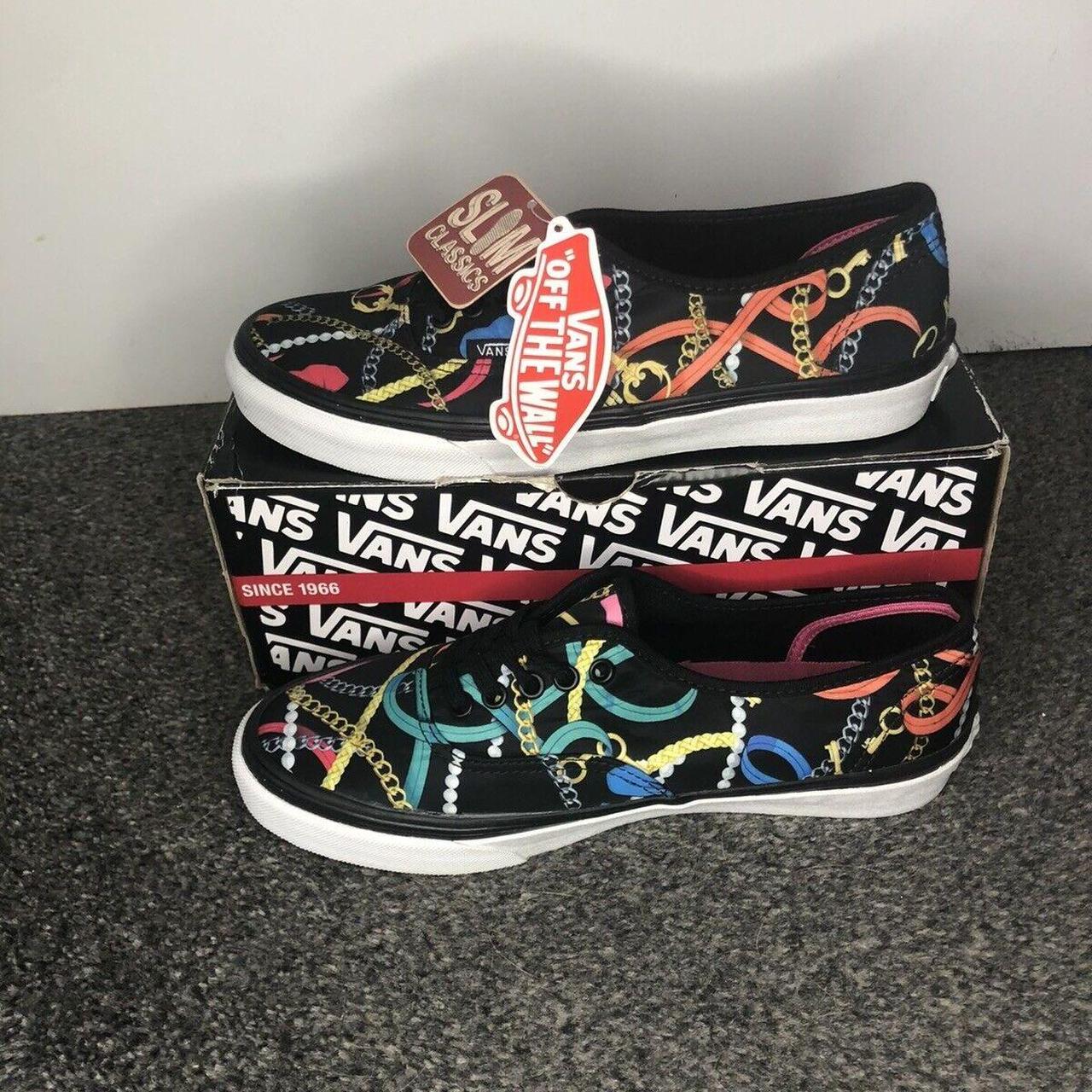 Classic vans size 5 best sale