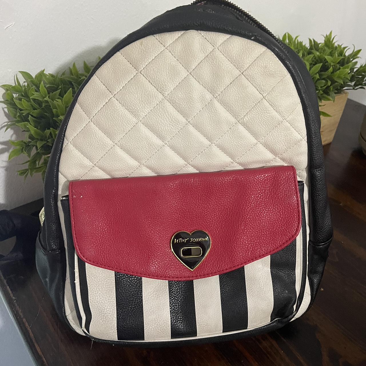 Betsey johnson heart backpack online