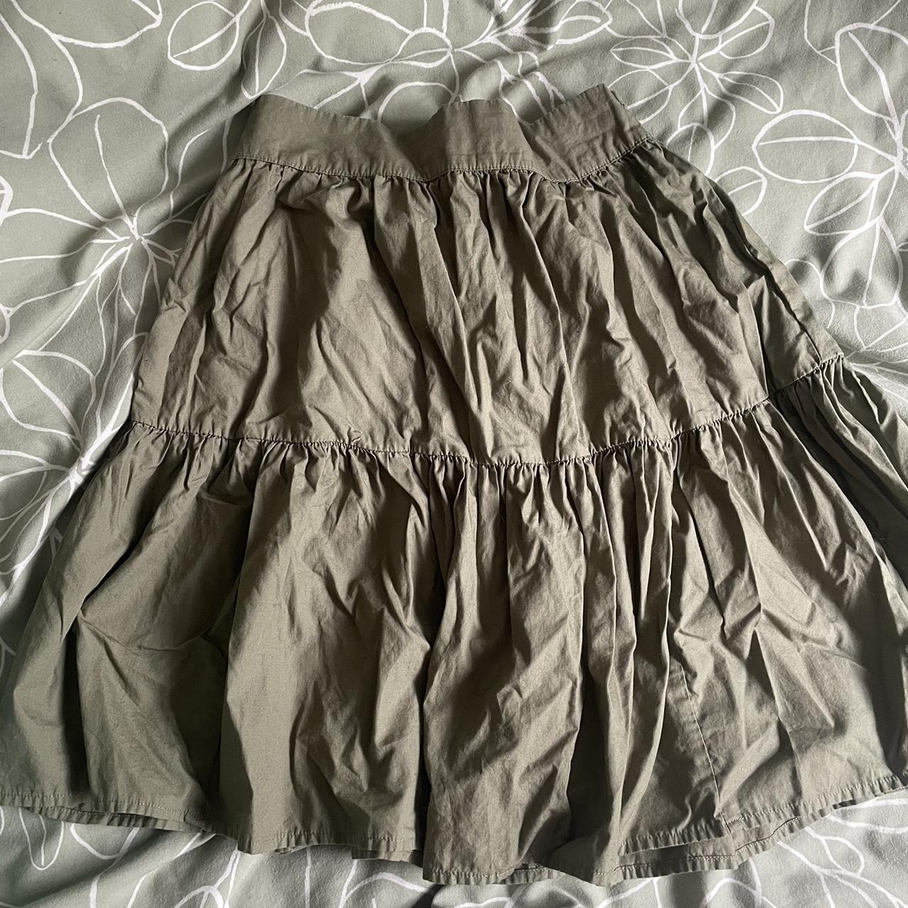 green tiered skirt primark knee length. Depop