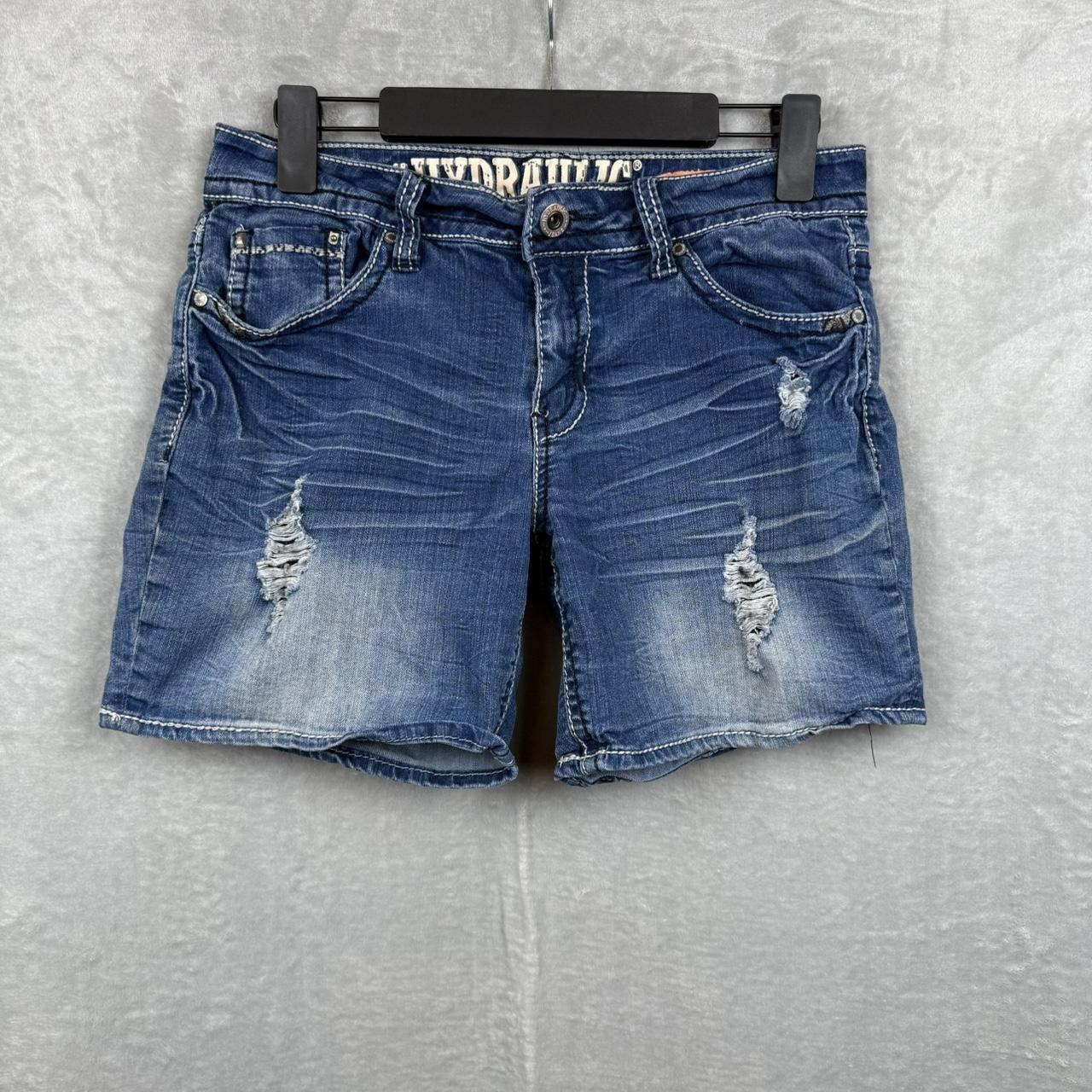 item listed by rainydaydreamstyling