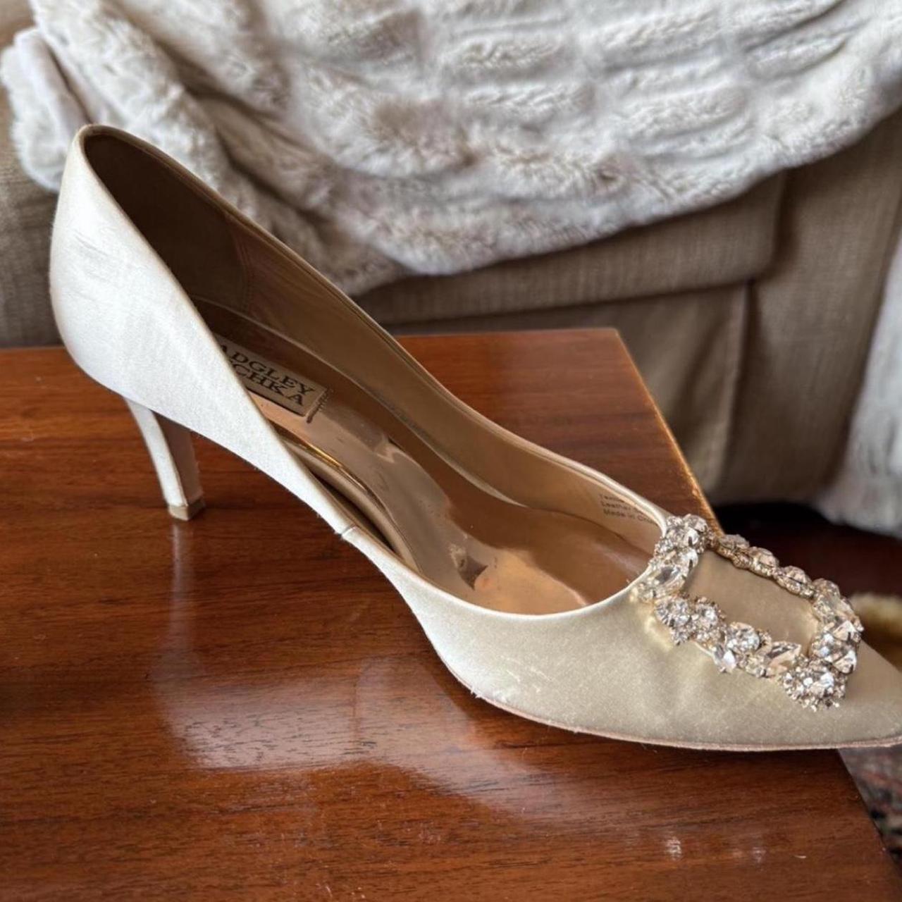 item listed by vanillababy111