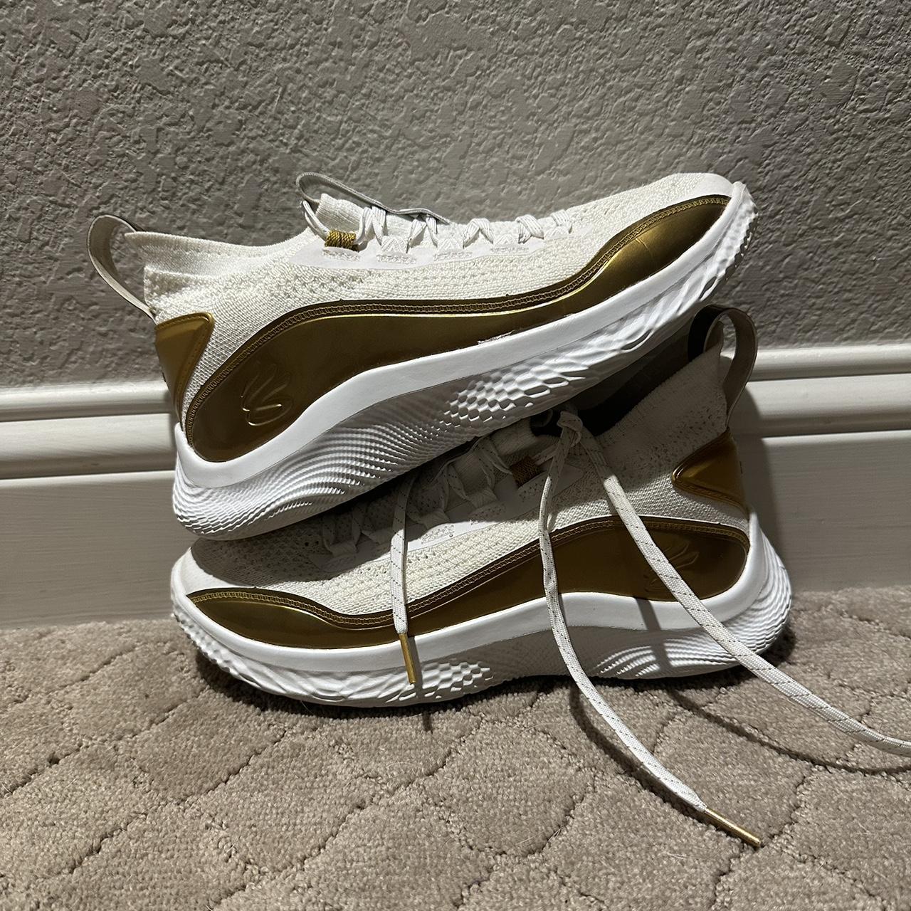 Shoes Curry Golden Flow Under Armour Curry Flow Golden Flow) Very