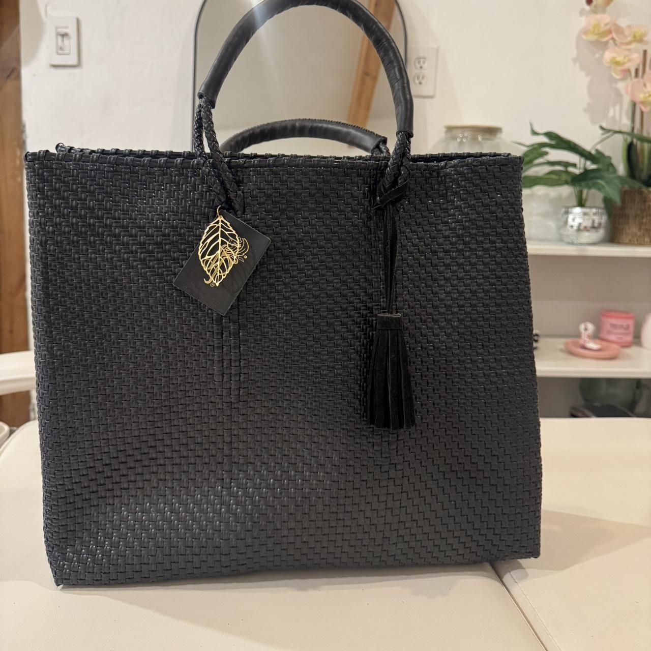 item listed by bellaboo4u