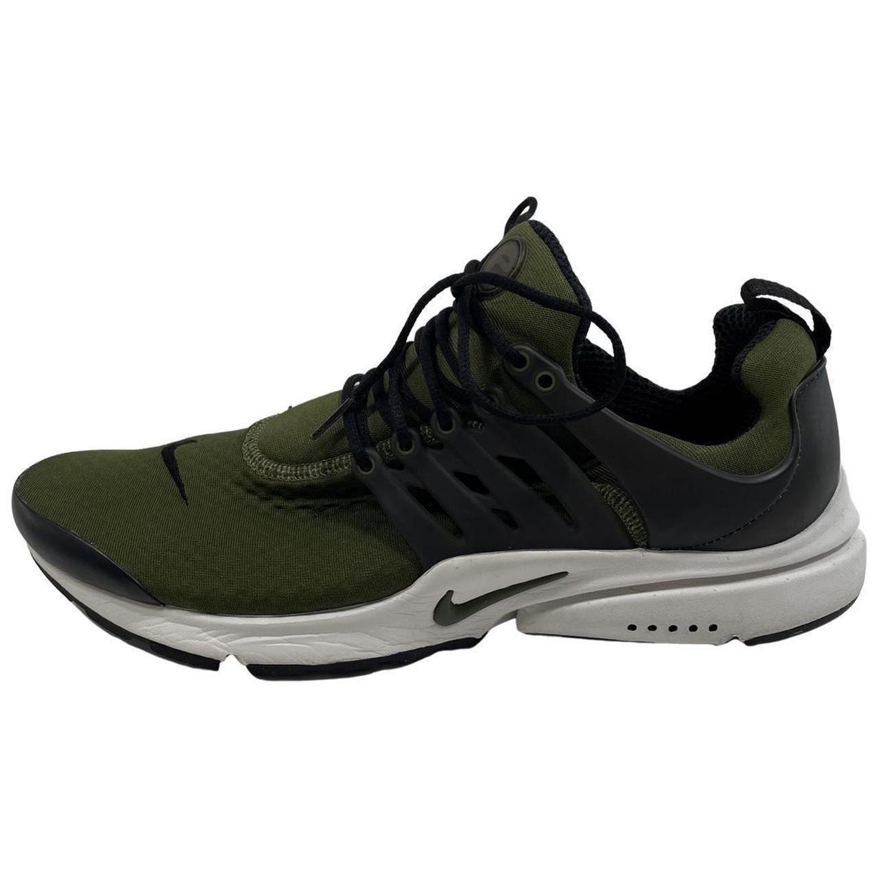 Nike air presto essential legion green sale