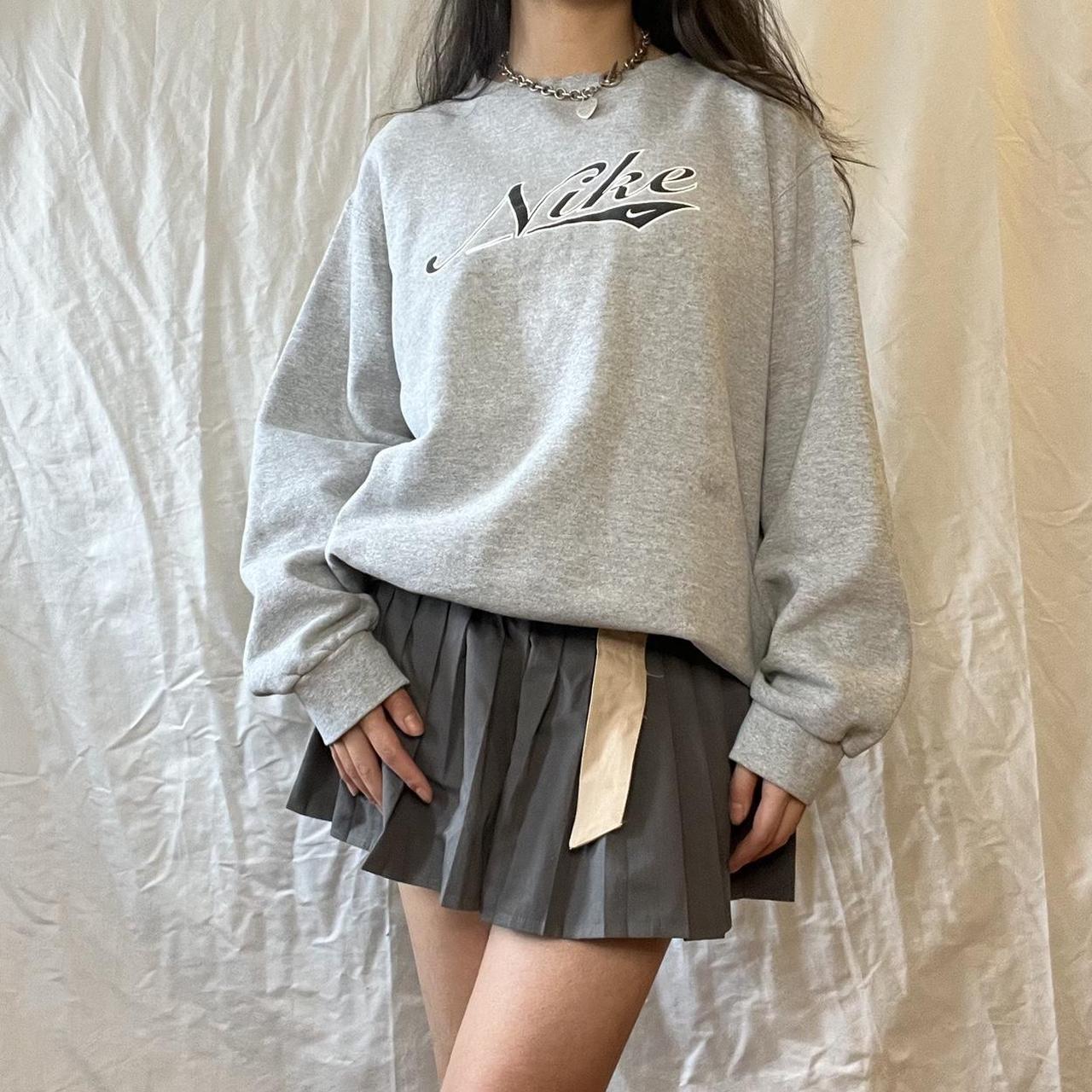 womens grey nike shirt