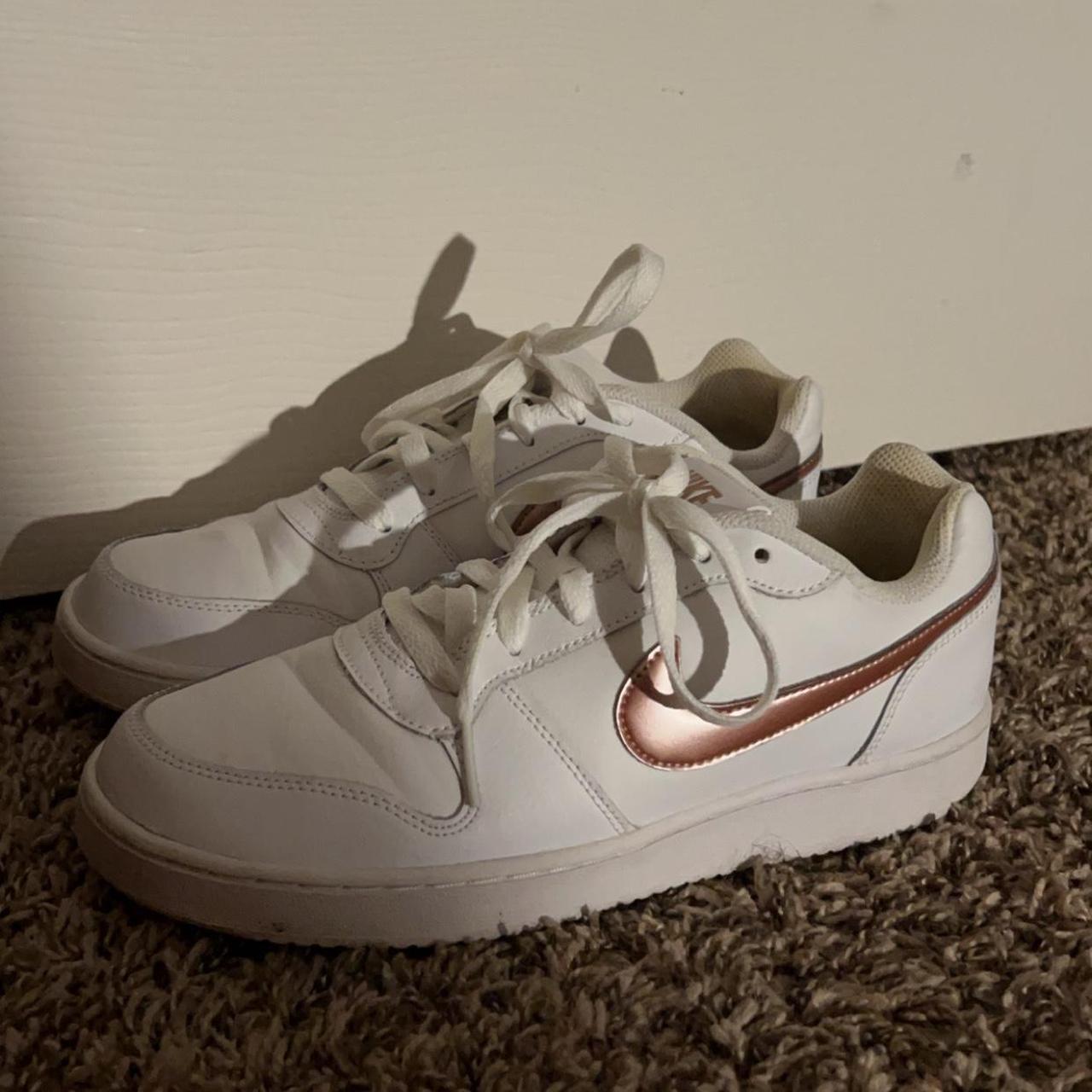 Nike white and rose gold shoes best sale