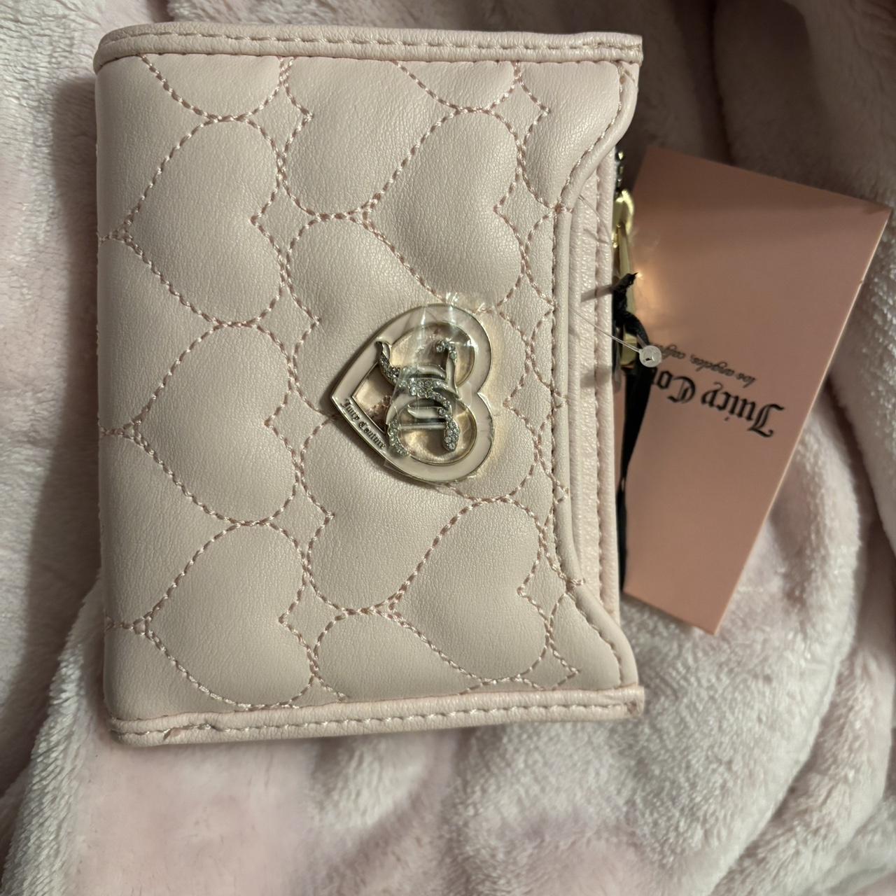item listed by lillith2