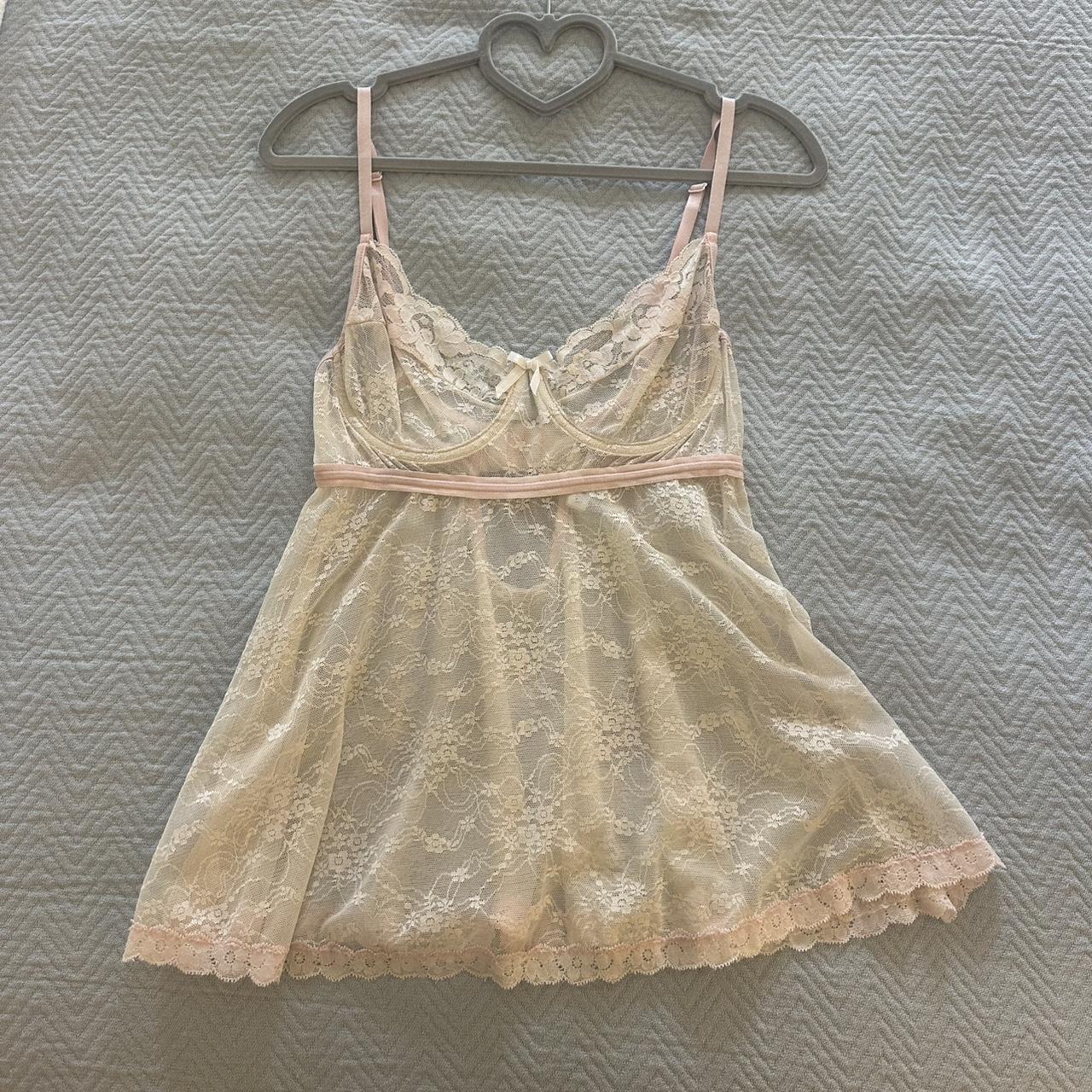 item listed by foxyfinds444