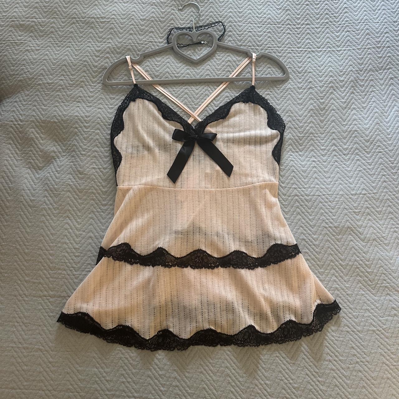 item listed by foxyfinds444