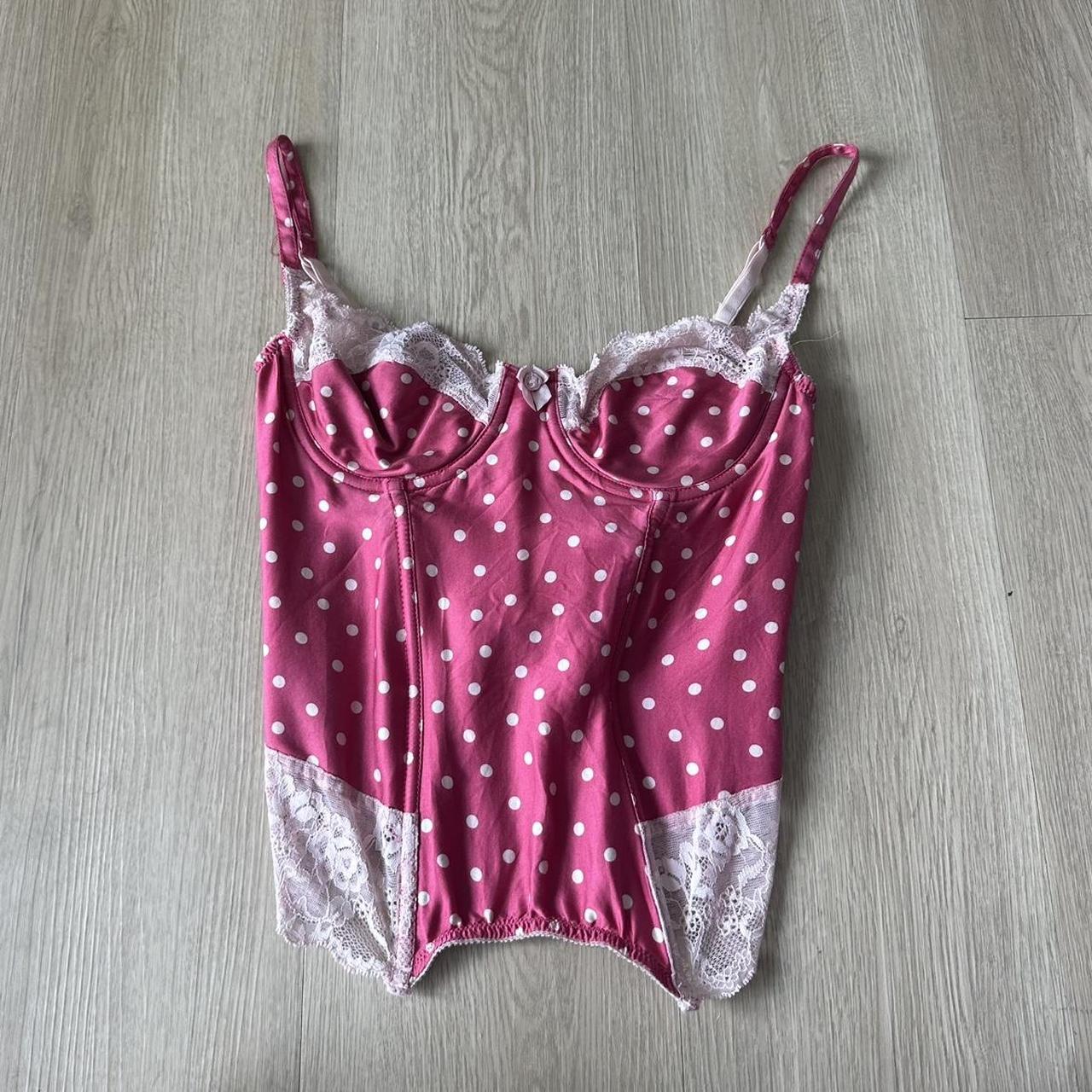 item listed by foxyfinds444