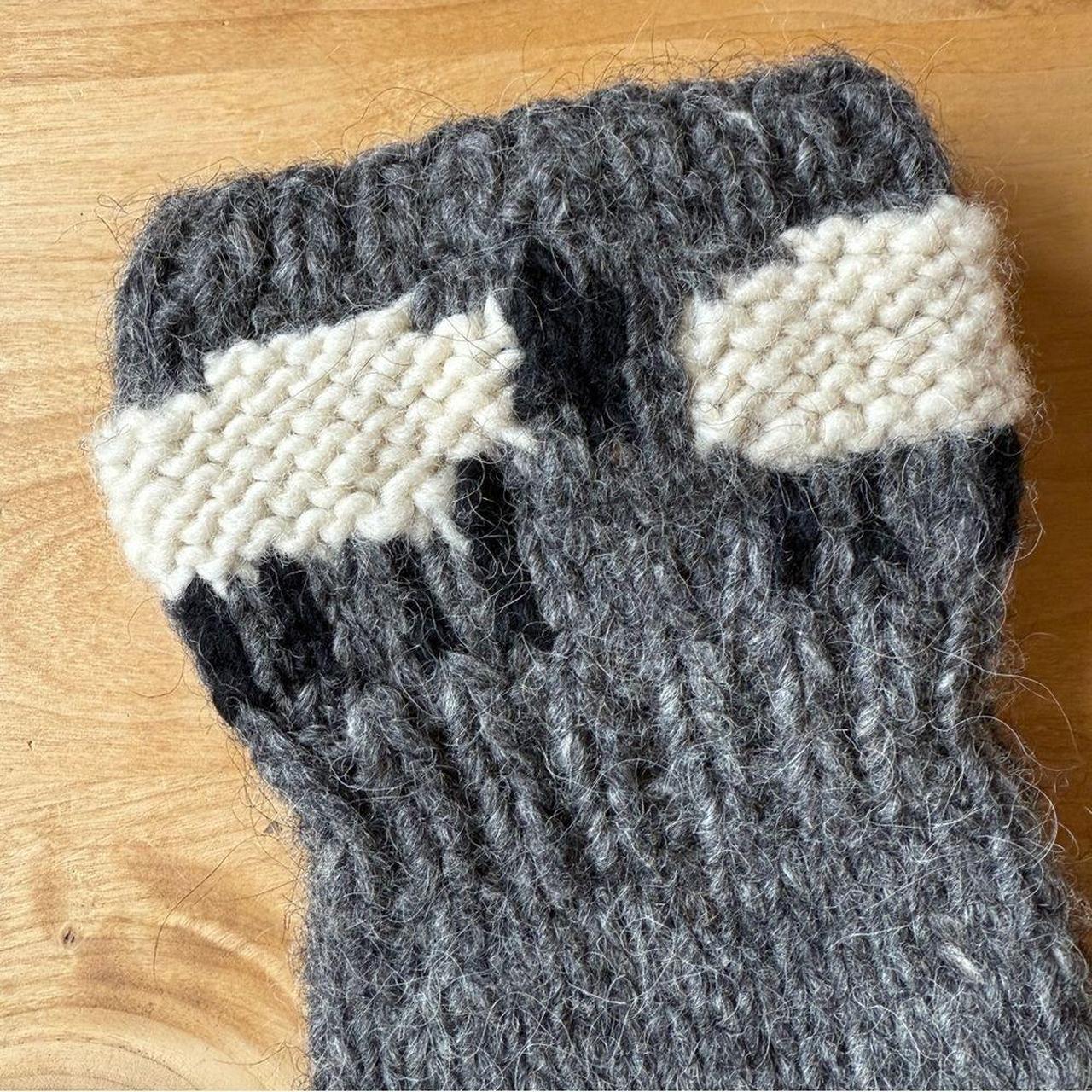 Source Unknown Women's Mittens - Grey – HAND KNIT… - image 4
