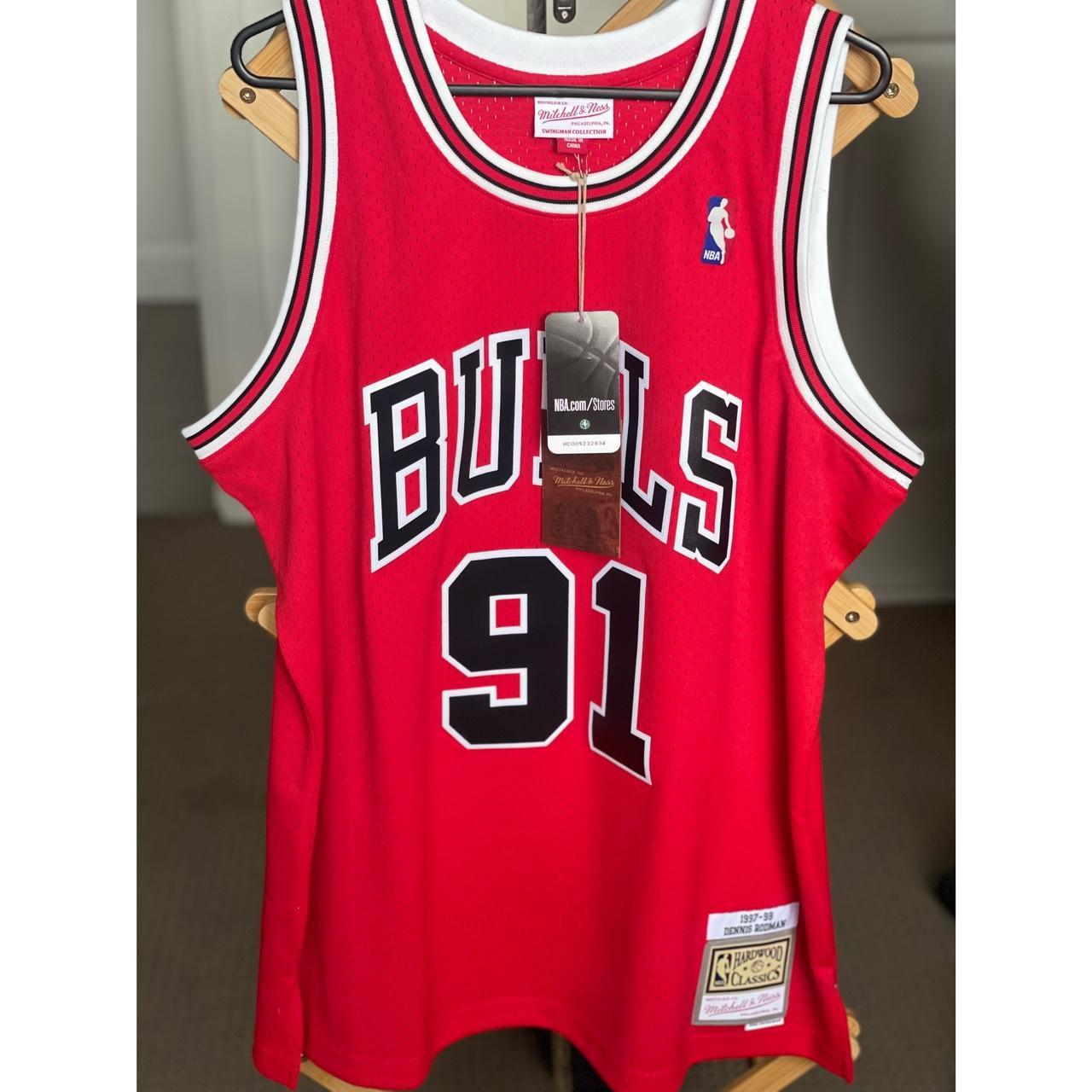 Mens Mitchell & Ness retail NBA Swingman Road Jersey Chicago Bulls 1997 Dennis Rodman