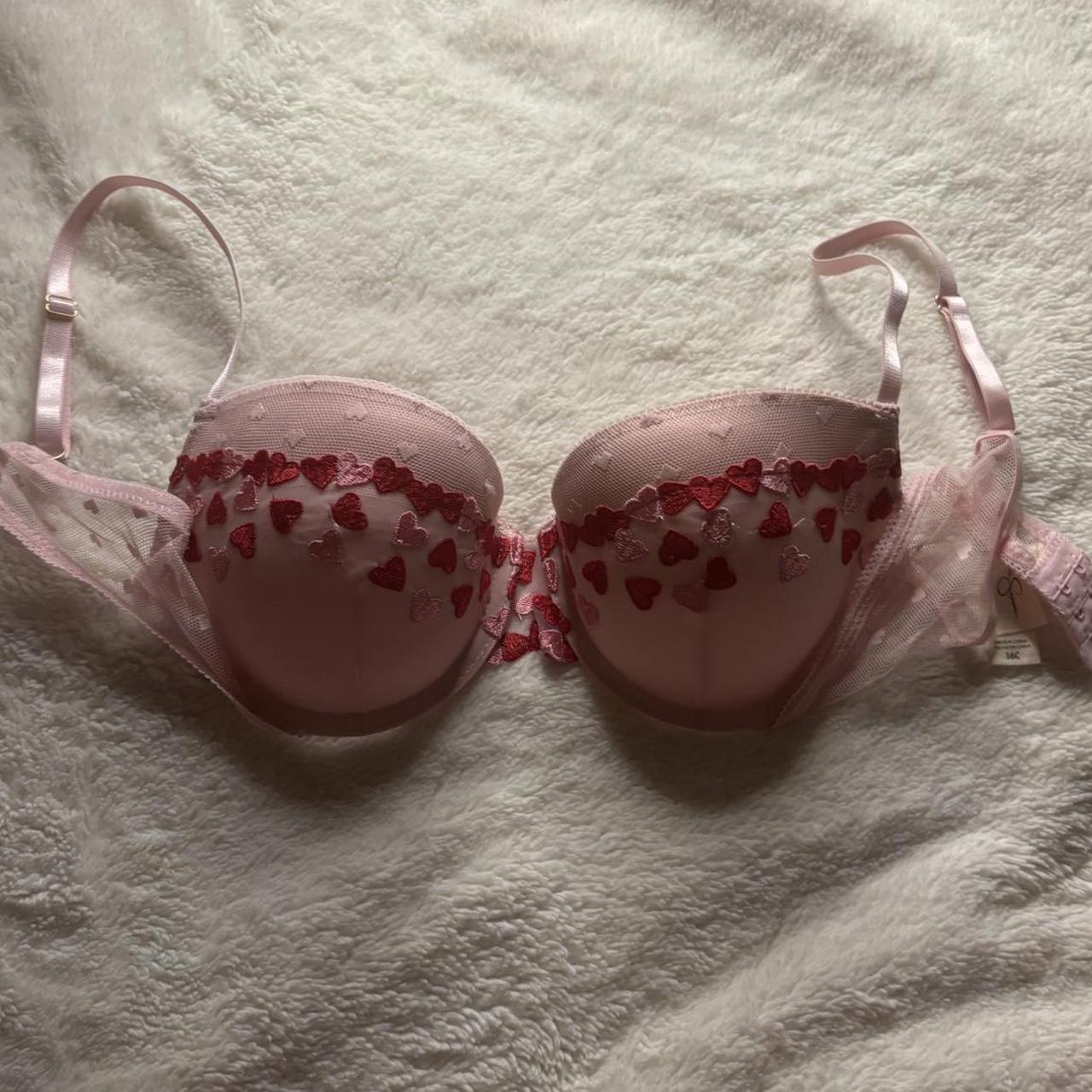 item listed by jinhaescloset