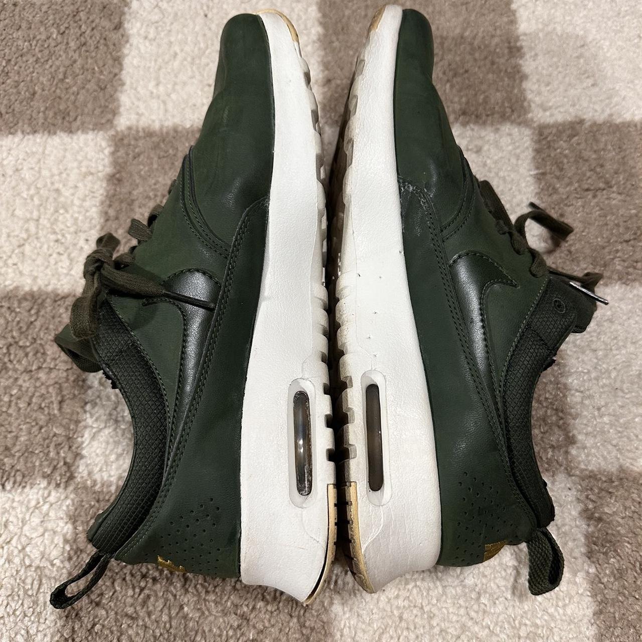nike air max thea khaki green