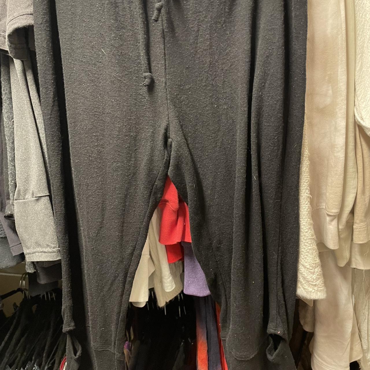 item listed by ericadreadsvgas
