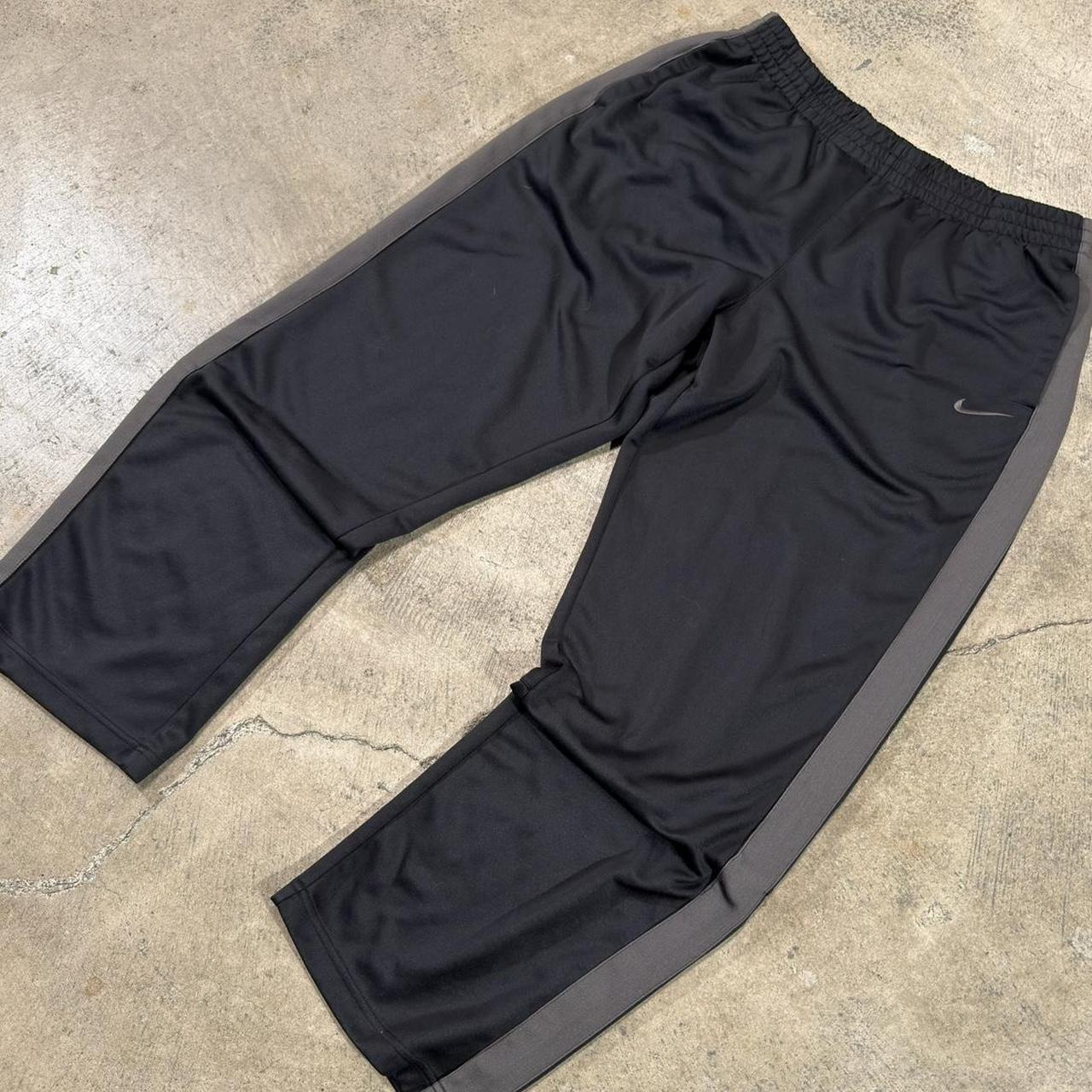 item listed by violentthrifting